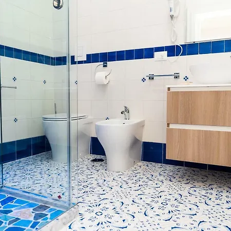 Luxury Napolitano Guest house 4*