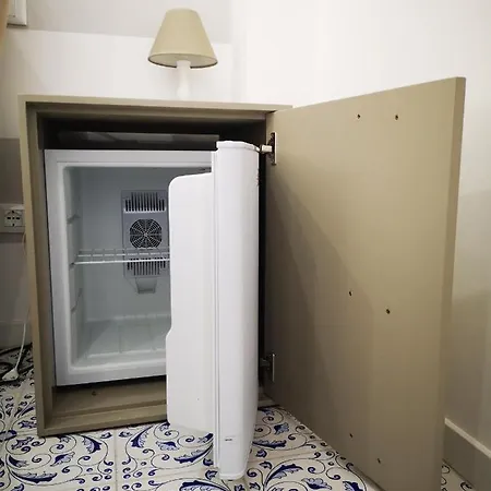Πανσιόν Luxury Napolitano 4*