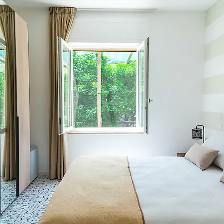 Luxury Napolitano Σορέντο