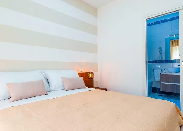 Luxury Napolitano Konukevi