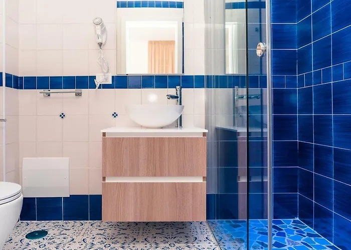 Konukevi Luxury Napolitano 4*